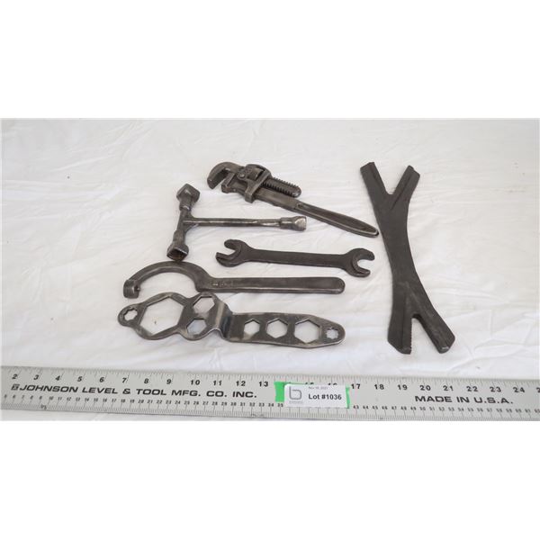 vintage wrenches