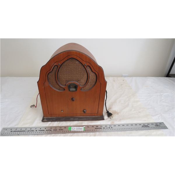 Vintage Philco Radio