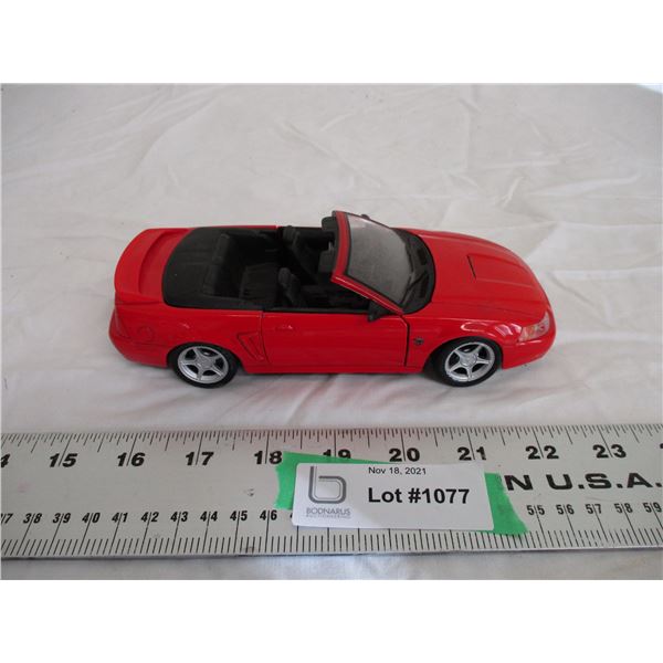 maisto 1:24 scale diecast 19999 Mustang GT