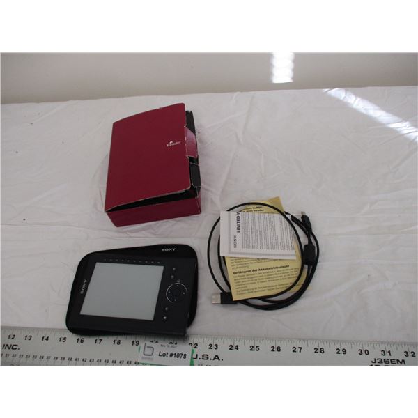 Sony digital book reader with accessories