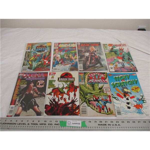 (8) assorted comics