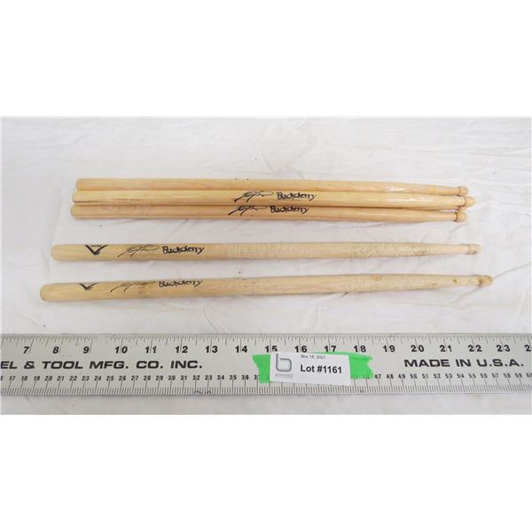 Buck Cherry Autographed items - Drum Sticks (6)