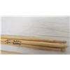 Image 3 : Buck Cherry Autographed items - Drum Sticks (6)