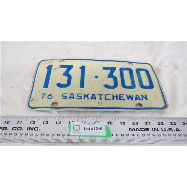 1976 Sask License Plate