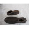 Image 2 : antique cast iron shoe molds + stand