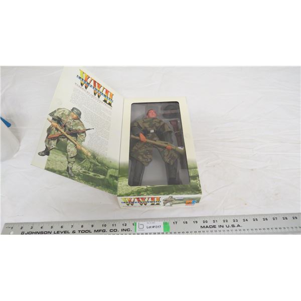 dragon 1:6 figure - WWII 1945 "Wolf" (NIB)