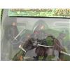 Image 2 : Toy Biz lord of the rings deluxe gift pack figures (NIB)