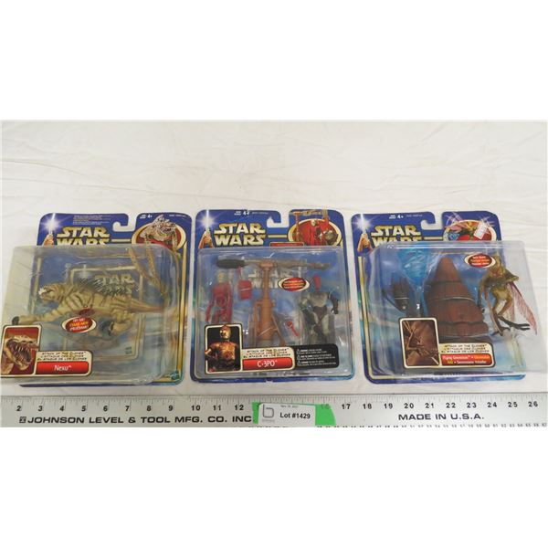 hasbro star wars figures (3) NIB