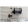 Image 4 : #39F84 Deep water fishing reel