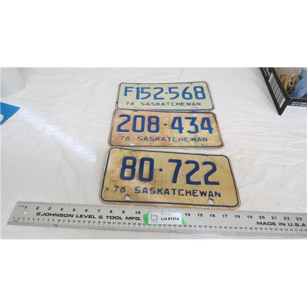 (3) 1976 Sask License Plates