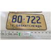 Image 3 : (3) 1976 Sask License Plates