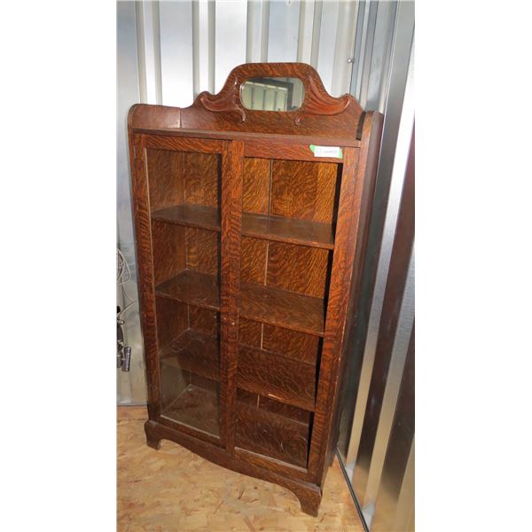 Wooden cabinet (missing 1 glass + missing door hardware) - 31W 12D 62H
