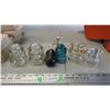 Image 1 : lot of insulators