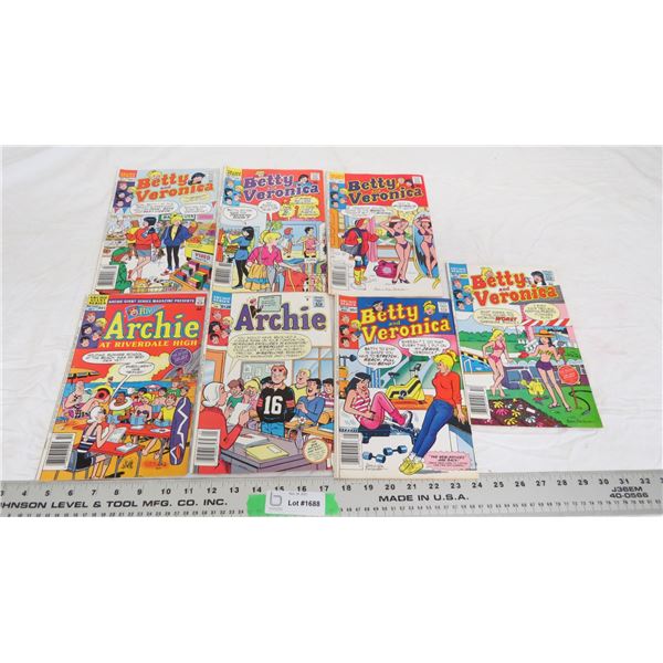 (7) archie series comics
