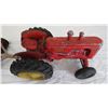 Image 2 : Lincoln massey harris 44 toy tractor with cultivator