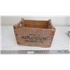 Image 1 : maple creek creamery wooden crate