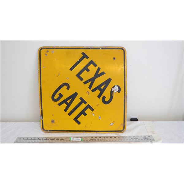 texas gate sign - 23.5 square