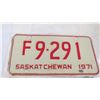 Image 2 : 1971 pair of sask license plates