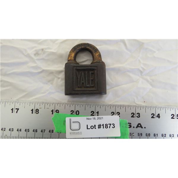 vintage yale lock (no key)