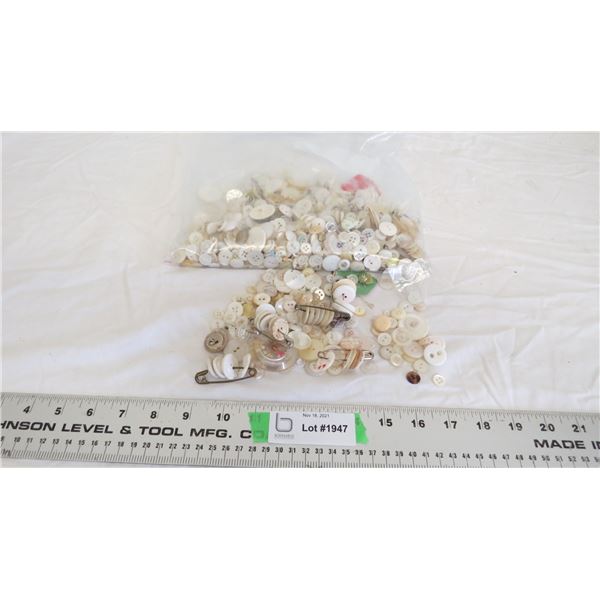 lot of vintage buttons