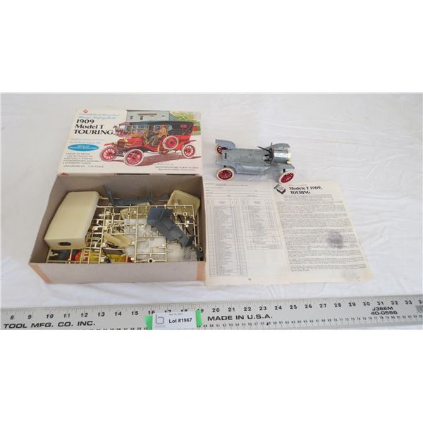 irwin toys metal kit 1909 model t touring car