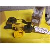 Image 1 : Dewalt Drill / Charger et 1 NEW Battery