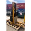 Image 1 : Lift 1000lbs Battery operated with charger (No Battery)