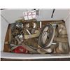 Image 1 : Box with contain