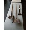Image 1 : SLEDGEHAMMER AND 2 SHOVELS
