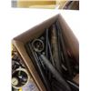 Image 3 : 2 BOXES OF SHACKLES, DRILL BITS AND TREADED RODS