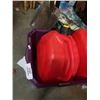 Image 2 : 2 JERRY CANS