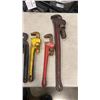 Image 4 : 6 PIPE WRENCHES AND 2 C-CLAMPS