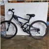 Image 1 : Black hyper bike