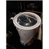 Image 2 : BROOKSTONE TOWEL WARMER