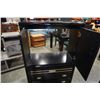 Image 4 : BLACK DRESSER AND NIGHTSTAND