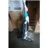 Image 3 : BISSELL STEAM CLEANER