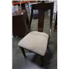 Image 8 : MODERN DINING TABLE WITH 4 CHAIRS