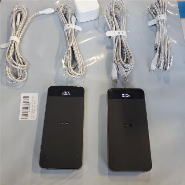 2 NEW WIRELESS CHARGING POWER BANKS WITH 4 NEW APPLE IPHONE CHARGE CORDS 2-10FT AND 2-6FT AND WALL P