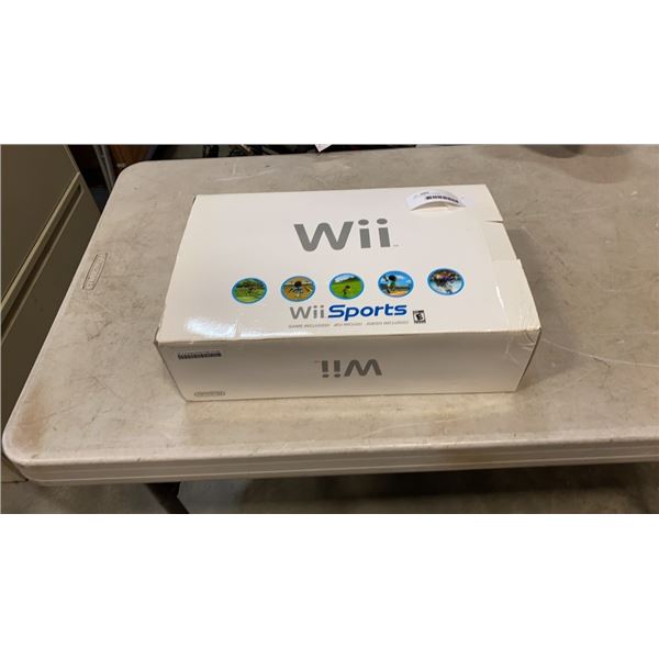 WII CONSOLE IN BOX