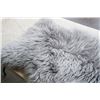 Image 3 : GREY SHEEPSKIN RUG - 24 X 41 INCH