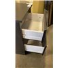 Image 2 : 2 DRAWER NIGHTSTAND