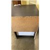 Image 3 : 2 DRAWER NIGHTSTAND
