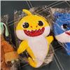 Image 3 : 2 NEW LIGHTS AND SOUND BABY SHARK PLUSH TOYS AND BABY YODA PLUSH