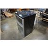 Image 2 : INSIGNIA WINE COOLER MODEL BC-82G