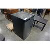 Image 2 : DANBY DESIGNER STAINLESS BAR FRIDGE