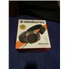 Image 2 : SteelSeries Arctis Pro Gaming Headset with Microphone - Black Retail $230