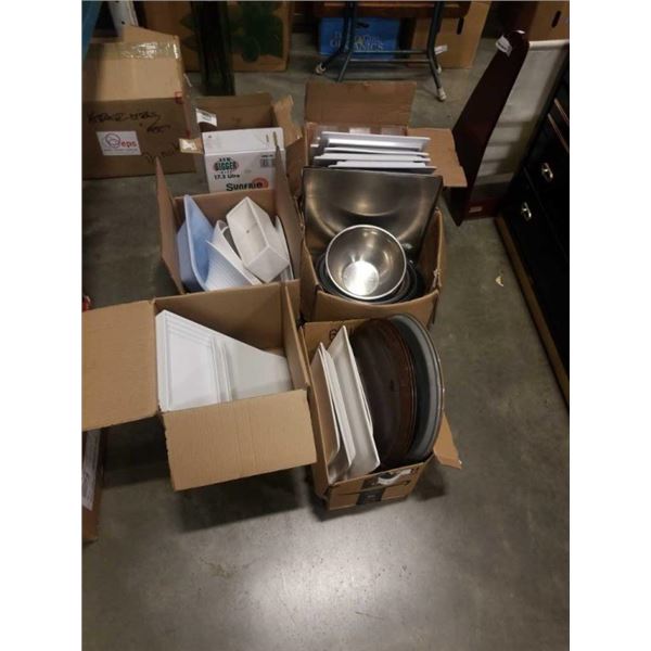 6 BOXES OF PLATTERS AND TRAYS, MIXING BOWLS