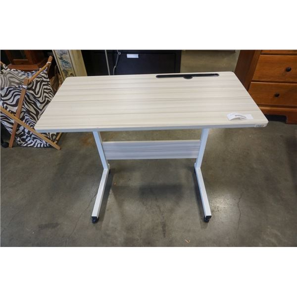 WHITE ROLLING DESK