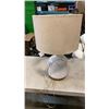 Image 1 : MID CENTURY CERAMIC TABLE LAMP
