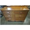 Image 2 : 6 DRAWER MAPLE DRESSER WITH MIRROR